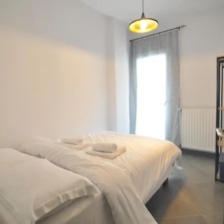 Zennova #81 Papazoli Str Apartment *
