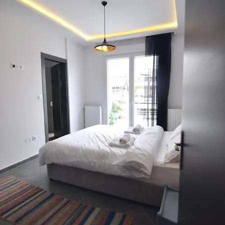 Zennova #81 Papazoli Str * Thessaloniki